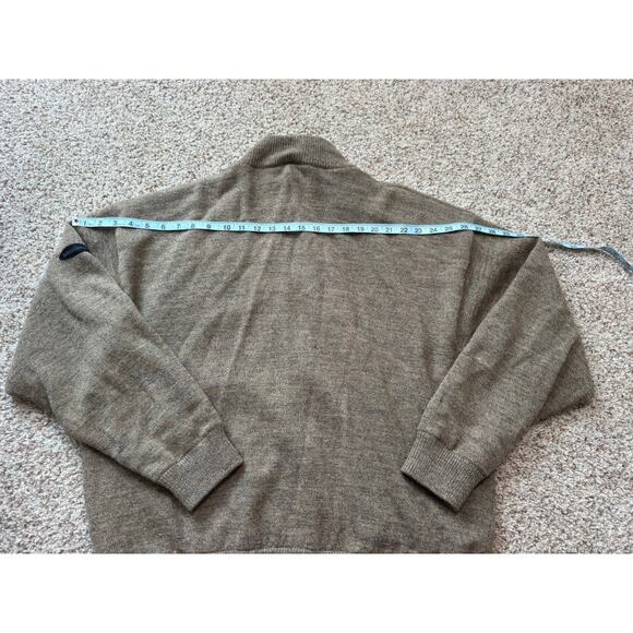 CABELAS Men's 100% Wool sweater Jacket, size XL, Full zip Wind Stopper; Vintage - Picture 6 of 13